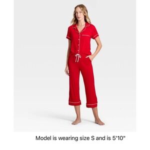 Size L Women's Cloud Knit Modal Notch Collar Short Sleeve Top W Capri pajama set